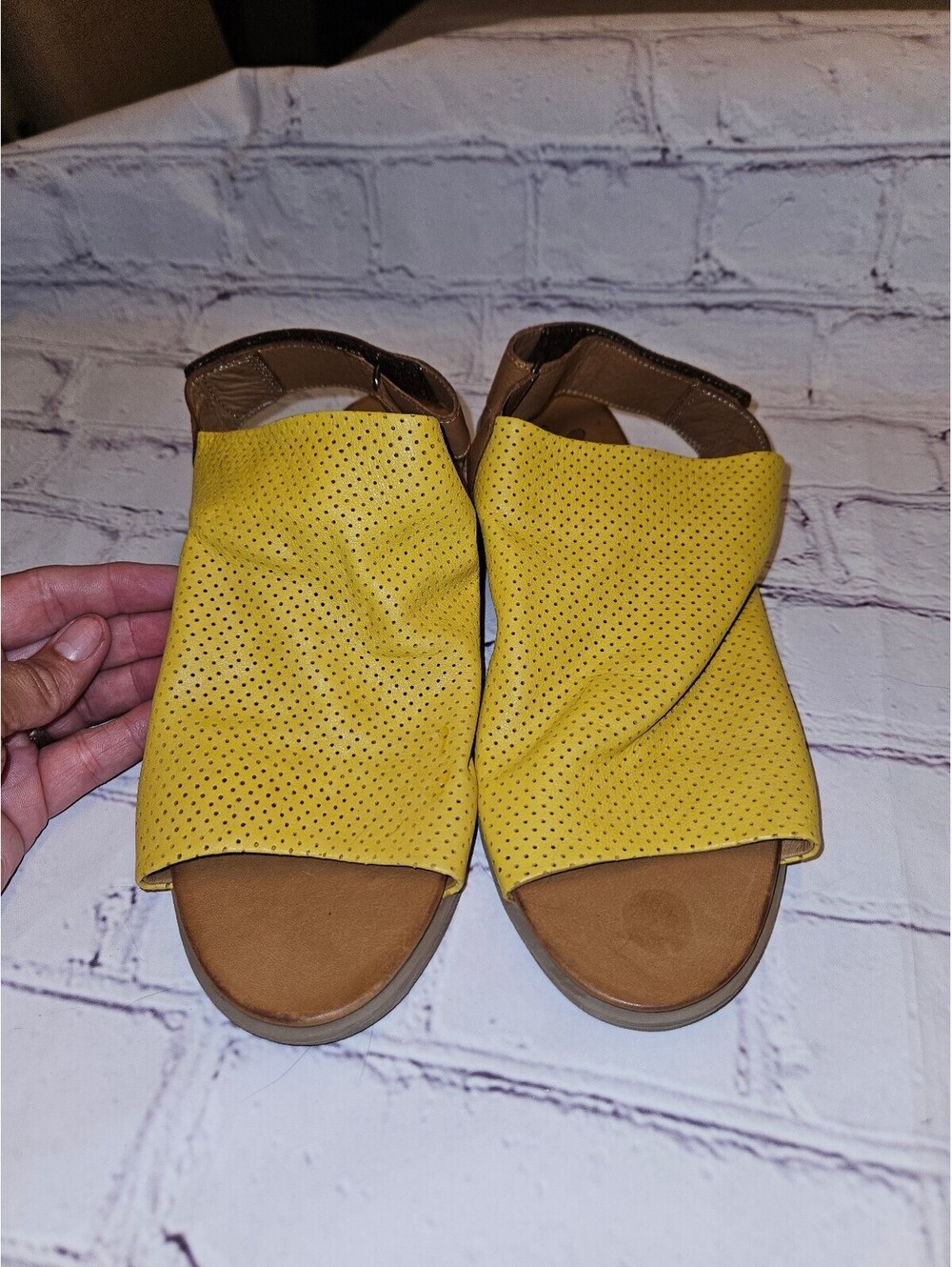 Spring Step Rapture Sandals - Picture 2 of 9